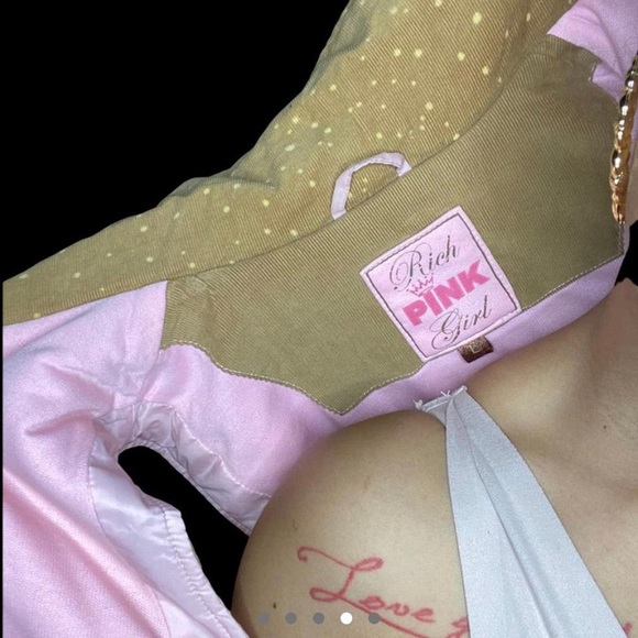 Pink Vest - Picture 5 of 5